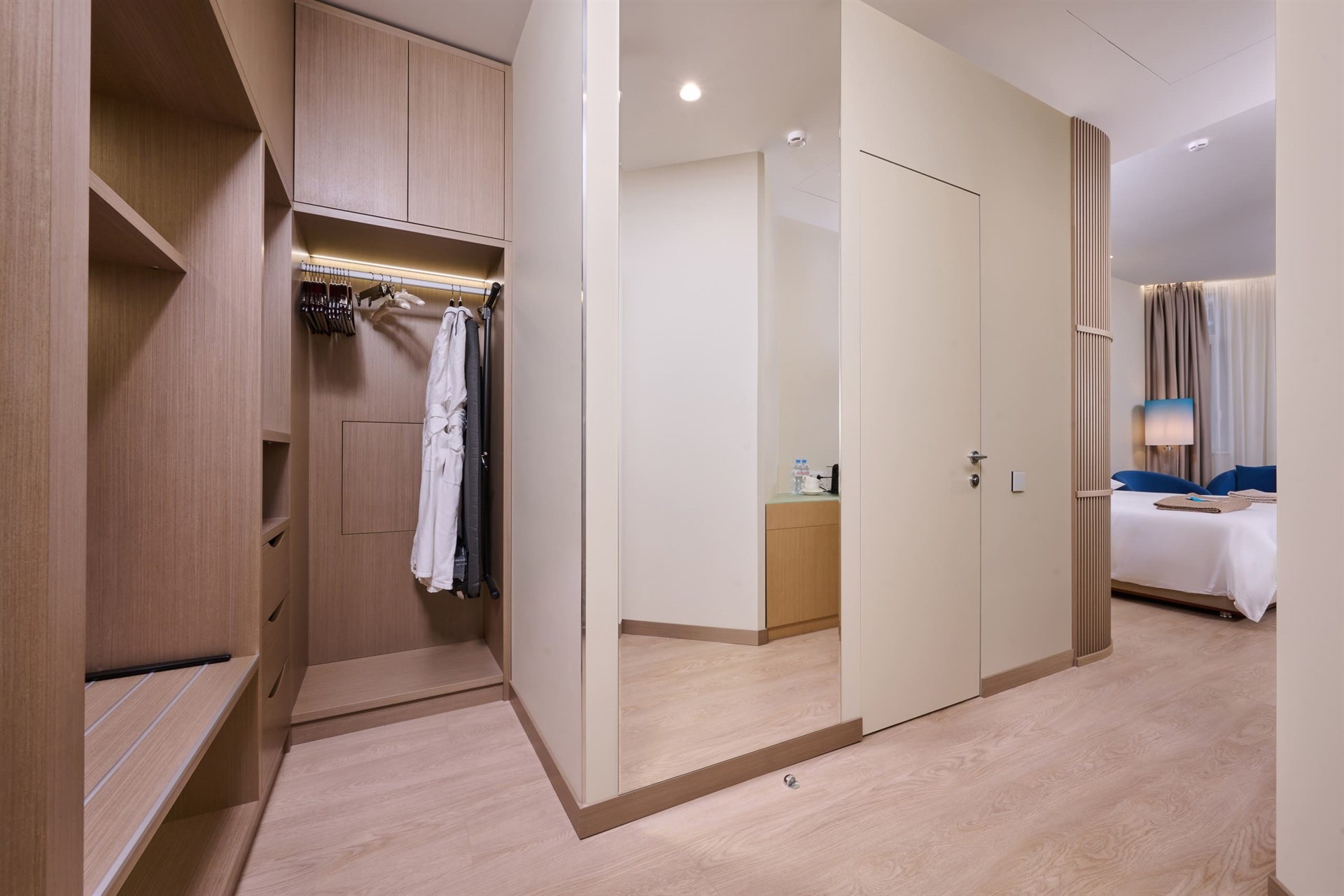 Джуниор сюит с террасой