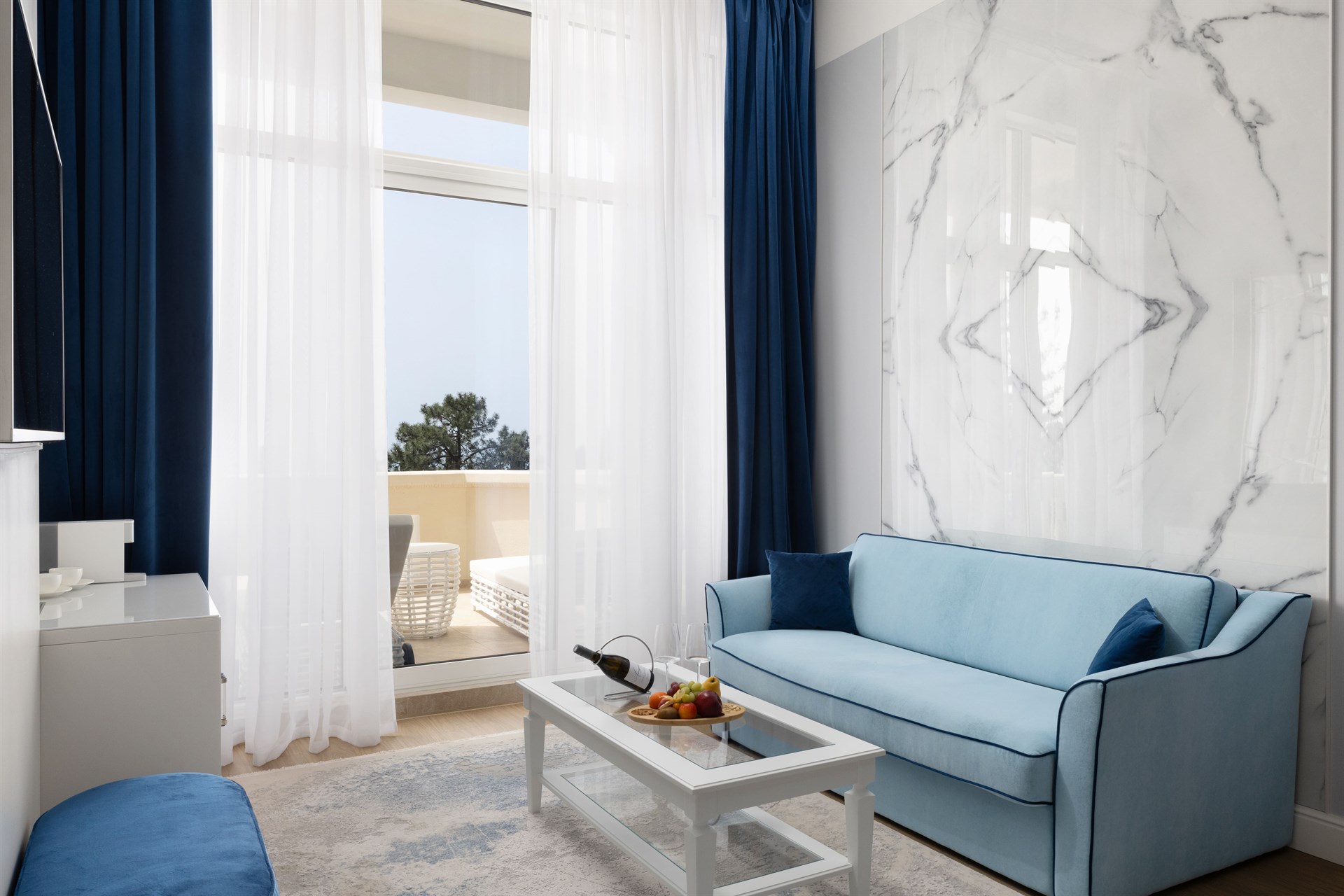 Люкс с видом на море