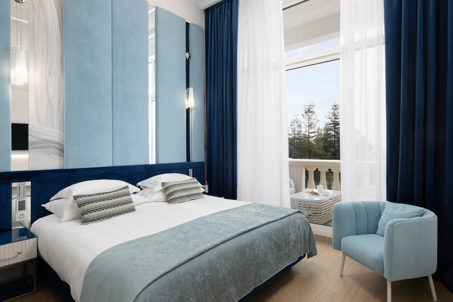 Люкс с видом на море