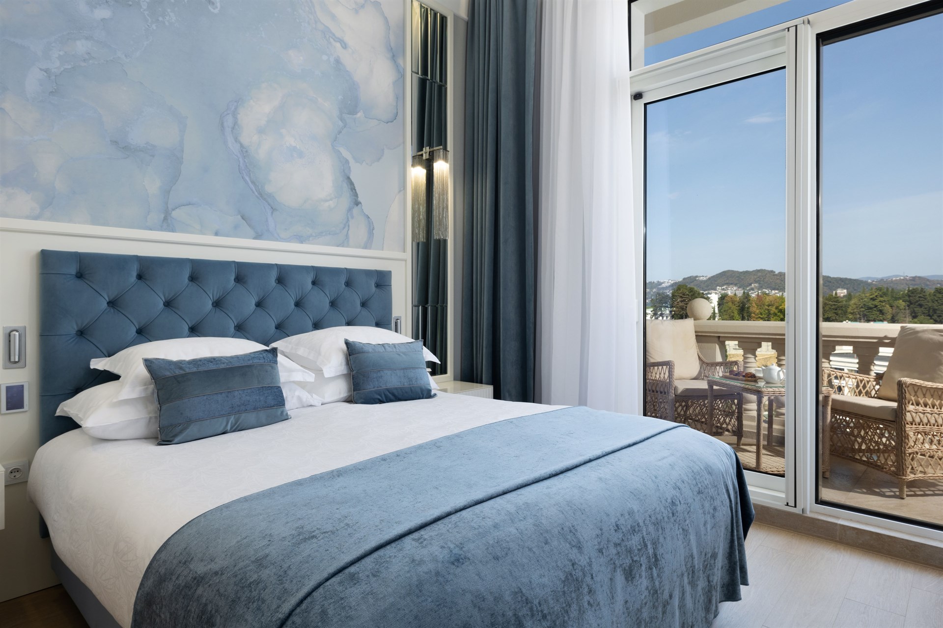 Стандарт с видом на море